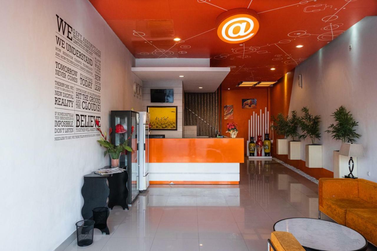 Reddoorz @ Pelita Raya Rappocini Hotel Makassar Eksteriør billede