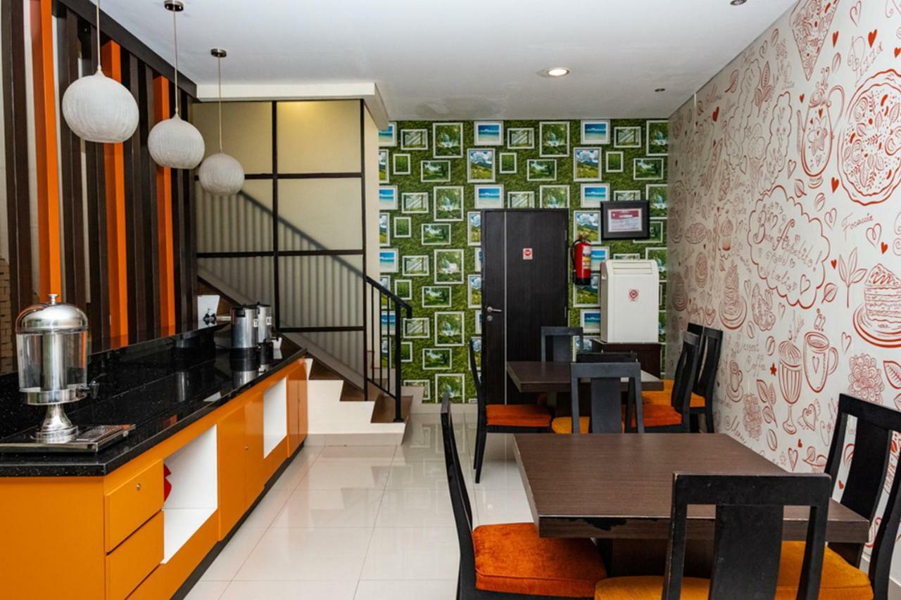 Reddoorz @ Pelita Raya Rappocini Hotel Makassar Eksteriør billede