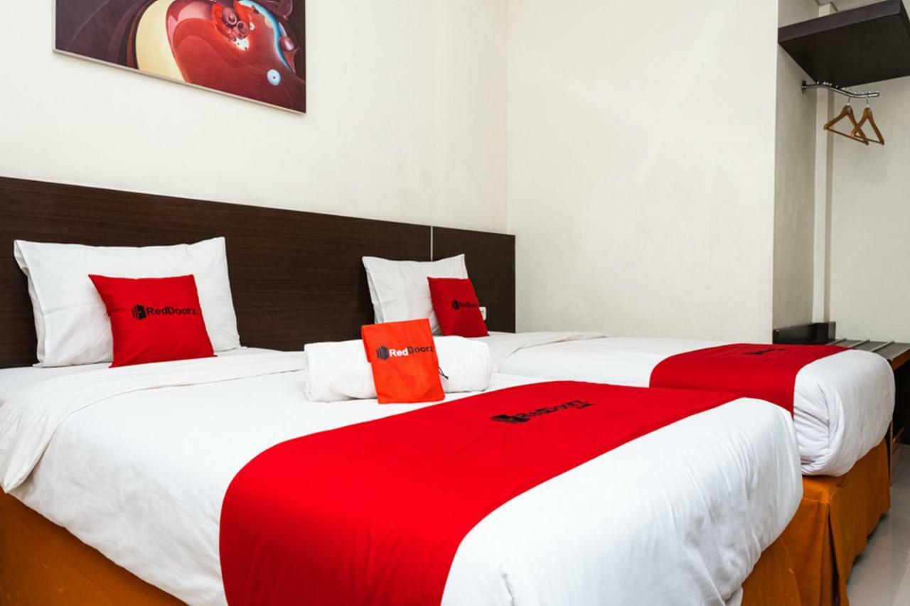 Reddoorz @ Pelita Raya Rappocini Hotel Makassar Eksteriør billede