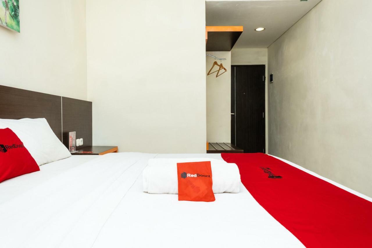 Reddoorz @ Pelita Raya Rappocini Hotel Makassar Eksteriør billede