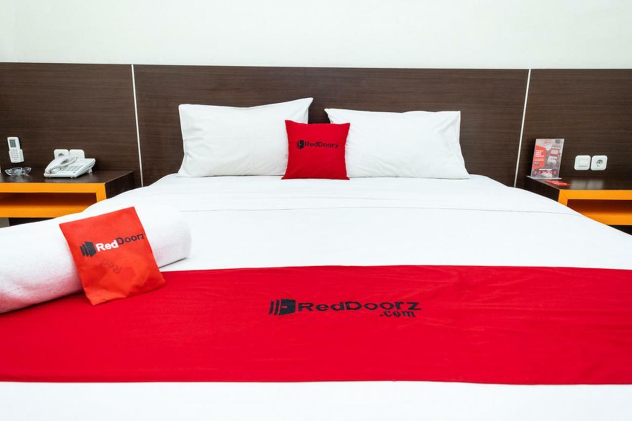 Reddoorz @ Pelita Raya Rappocini Hotel Makassar Eksteriør billede