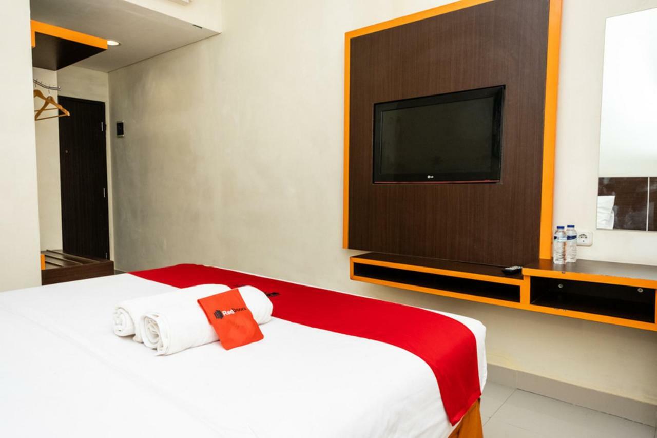 Reddoorz @ Pelita Raya Rappocini Hotel Makassar Eksteriør billede