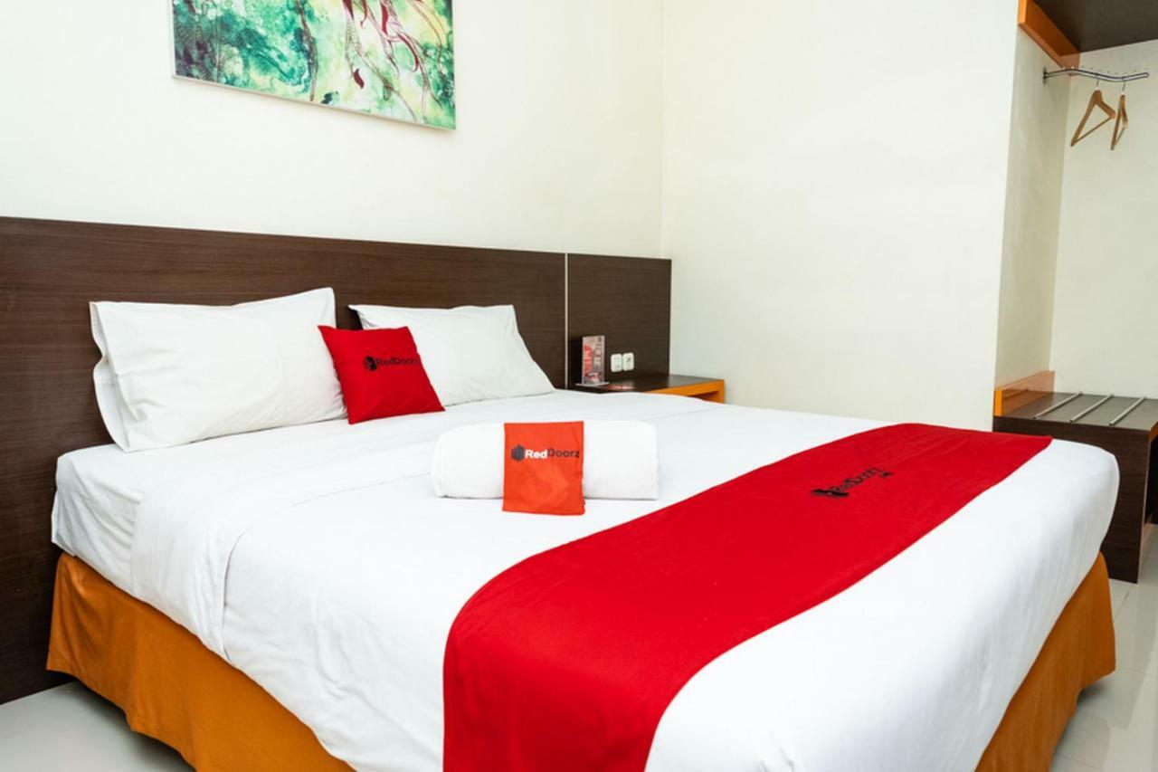 Reddoorz @ Pelita Raya Rappocini Hotel Makassar Eksteriør billede