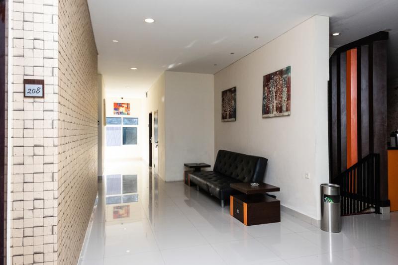 Reddoorz @ Pelita Raya Rappocini Hotel Makassar Eksteriør billede